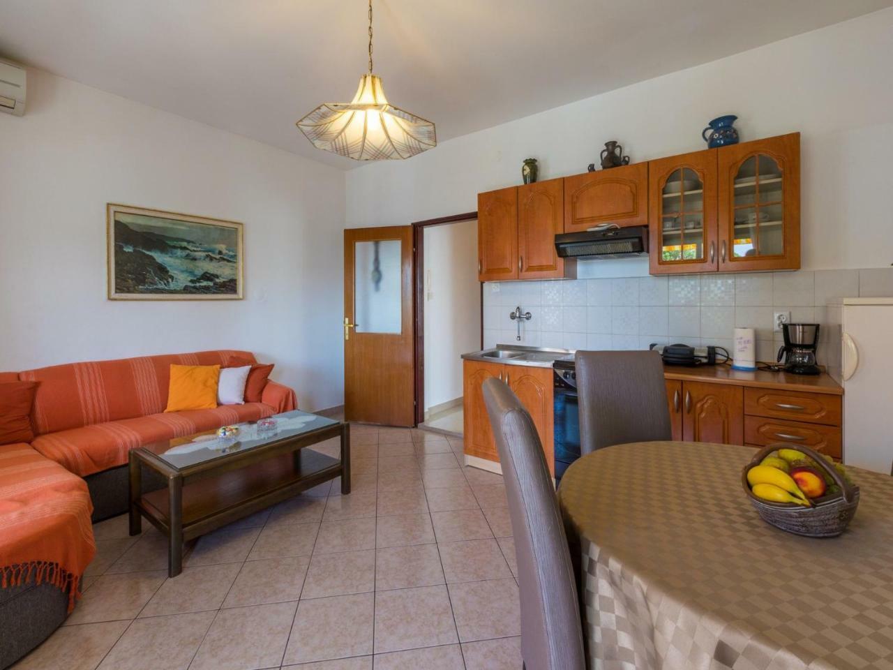 Apartment Nevelina Selce Bagian luar foto