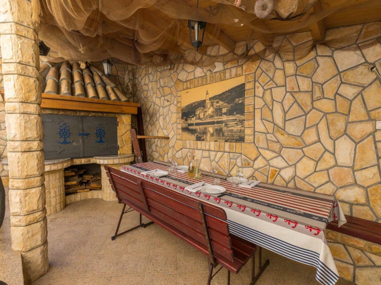 Apartment Nevelina Selce Bagian luar foto