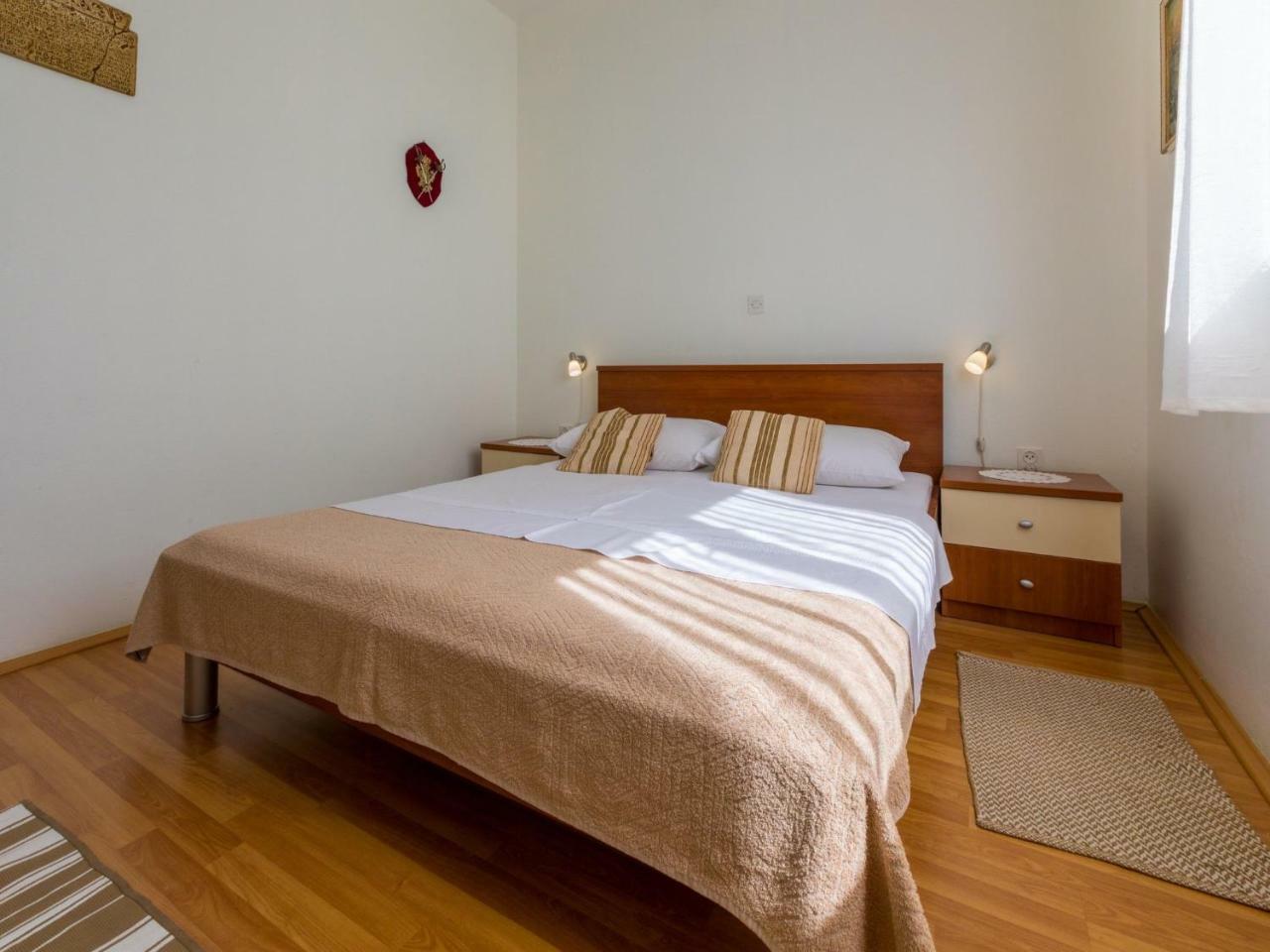 Apartment Nevelina Selce Bagian luar foto